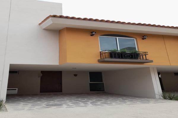 Foto de inmueble en Avenida Magallanes 930 #930, Col. Quintanova Residencial C.P. 45600, San Pedro Tlaquepaque