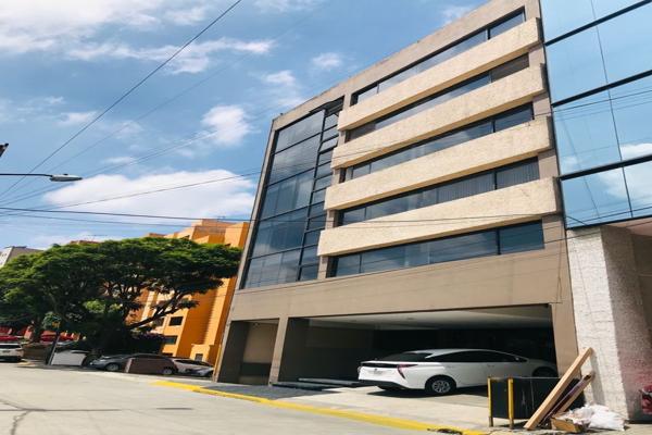 Foto de inmueble en Libra, Col. Jardines de Satélite C.P. 53129, Naucalpan de Juárez
