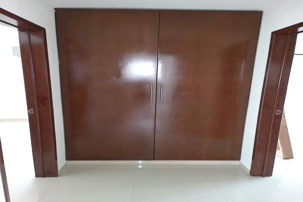 Foto de inmueble en 77, Col. Núcleo Sodzil C.P. 97302, Mérida