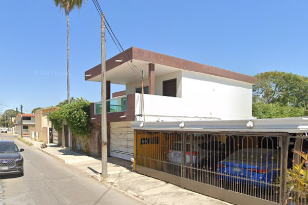 Foto de inmueble en MICHOACAN  #20, Col. Unidad Nacional C.P. 89410, Ciudad Madero