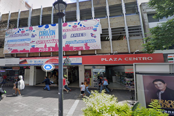 Foto de inmueble en Avenida Ramón Corona #71, Col. Guadalajara Centro C.P. 44100, Guadalajara