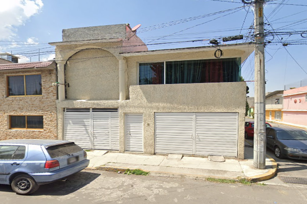 Foto de inmueble en Lago Tanganica  #708, Col. Ocho Cedros C.P. 50170, Toluca