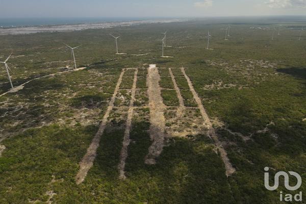 Foto de inmueble en 793M+3J, Col. Chicxulub Puerto C.P. 97330, Progreso