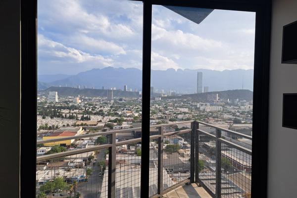 Foto de inmueble en Avenida Francisco I. Madero 2655 #2655, Col. La Finca C.P. 64000, Monterrey