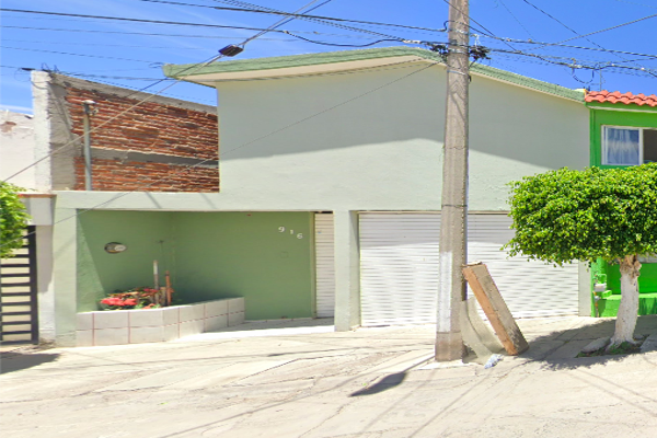 Foto de inmueble en Alamos #916, Col. Jacarandas C.P. 78148, San Luis Potosí