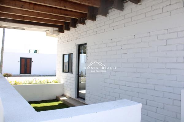 Foto de inmueble en Granito  #s/n, Col. Playa Hermosa C.P. 22890, Ensenada