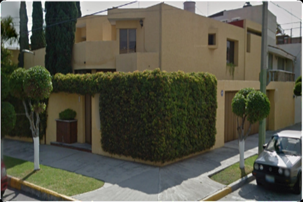 Foto de inmueble en Calle Santa Rosa de Lima, Col. Las Flores C.P. 45040, Zapopan