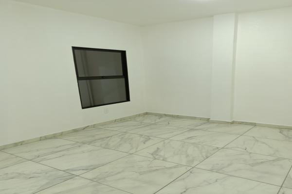 Foto de inmueble en 20 de Noviembre #1002, Col. Santa María Aztahuacán C.P. 09570, Iztapalapa
