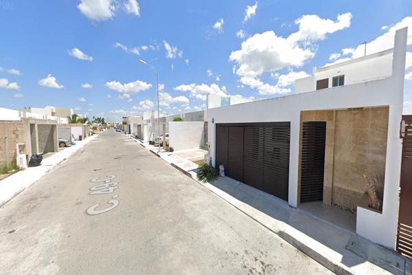 Foto de inmueble en CALLE 49 #s/n, Col. Las Américas C.P. 97302, Mérida