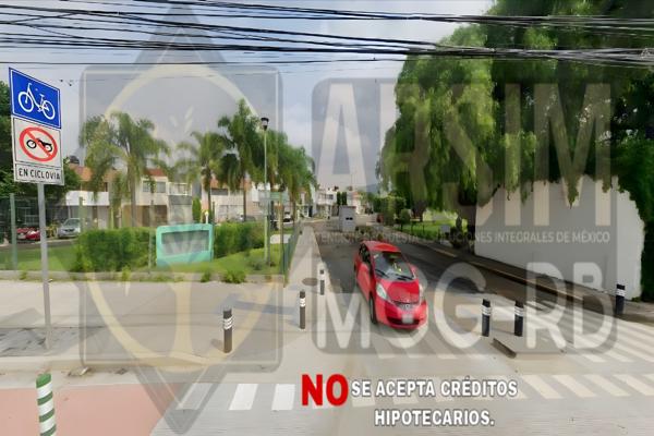 Foto de inmueble en Francisco Márquez, Villas De Otero De Guadalupe, 45066 Zapopan, Jal. #000Int. 000, Col. Valle de San Nicolás C.P. 45066, Zapopan