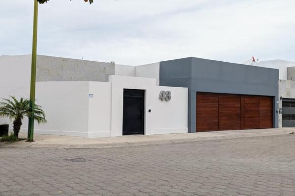 Foto de inmueble en Canotaje 43 #43, Col. Racquet Club II Sección Norte C.P. 83200, Hermosillo
