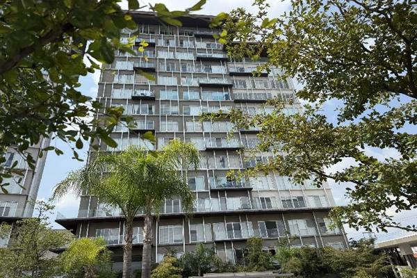 Foto de inmueble en Av. Labna 1437, Cd del Sol, 45050 Zapopan, Jal. #1437Int. INT 1202 D TORRE 3, Col. Jardines Del Sol C.P. 45050, Zapopan
