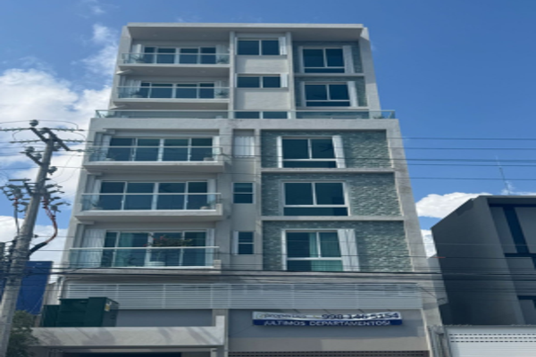 Foto de inmueble en Av. Bonampak, Cancún, Q.R. #s/n, Col. Cancún Centro C.P. 77500, Benito Juárez