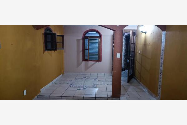 Foto de inmueble en 8 #220, Col. Gustavo de La Fuente Dorantes C.P. 86320, Comalcalco