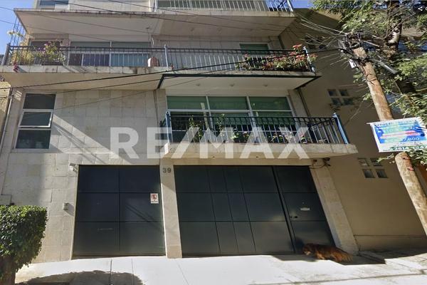Foto de inmueble en 8 De Mayo, Col. Lomas Manuel Ávila Camacho C.P. 53910, Naucalpan de Juárez