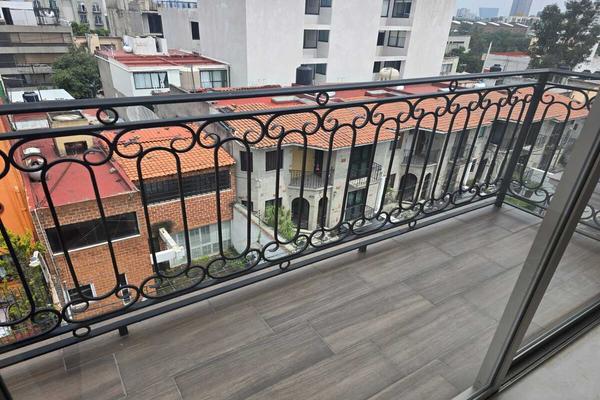 Foto de inmueble en 8 de Septiembre, Col. Lomas Manuel Ávila Camacho C.P. 53910, Naucalpan de Juárez