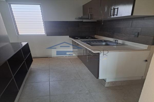 Foto de inmueble en Iris, Coapa, Jardines de Coyoacán, Ciudad de México, CDMX, Col. Jardines de Coyoacán C.P. 04890, Coyoacán