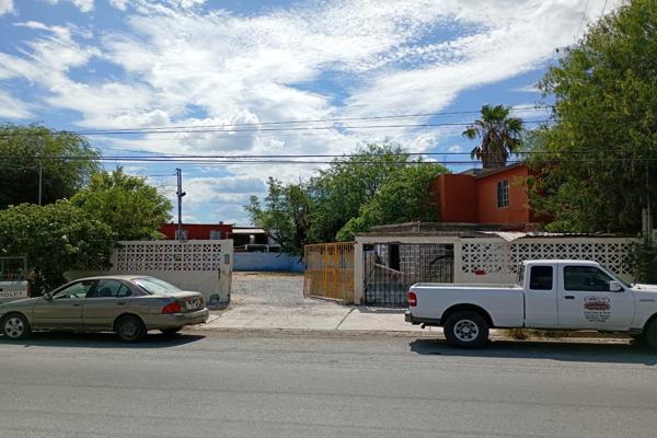 Foto de inmueble en Avenida Poniente Dos #s/n, Col. Las Cumbres C.P. 88740, Reynosa