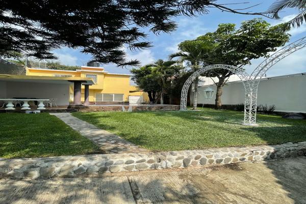 Foto de inmueble en Avenida Adolfo Ruiz Cortines 2 #108, Col. San Miguel Acapantzingo C.P. 62446, Cuernavaca