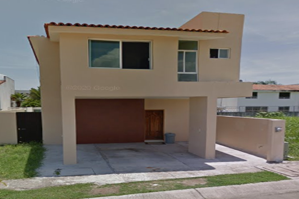 Foto de inmueble en Dirección: Av. Paseo Vallarta 300, Lt.8, Col. Brisas C.P. 63732, Bahía de Banderas