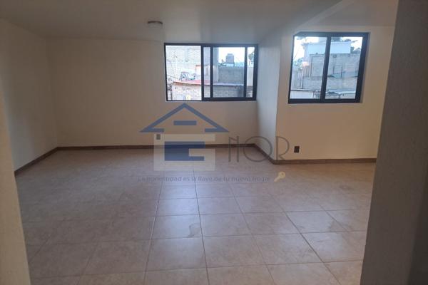 Foto de inmueble en Iris, Coapa, Jardines de Coyoacán, Ciudad de México, CDMX, Col. Jardines de Coyoacán C.P. 04890, Coyoacán