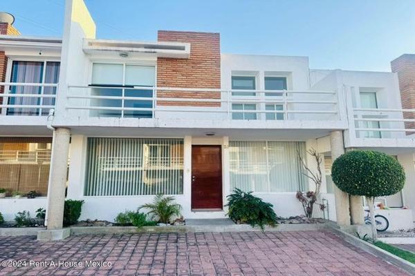 Foto de inmueble en Los Olvera, 76904 El Pueblito, Qro., Col. Los Olvera C.P. 76904, Corregidora