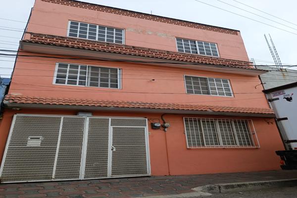Foto de inmueble en Monte Etna 30 #30, Col. Jardines de Morelos Sección Playas C.P. 55070, Ecatepec de Morelos