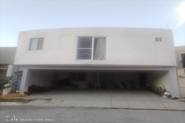 Foto de inmueble en Cerradas de Santa Rosa, Col. Cerradas de Santa Rosa C.P. 66632, Apodaca