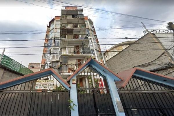 Foto de inmueble en Calle Comandante Blanquel, Col. Daniel Garza C.P. 11830, Miguel Hidalgo