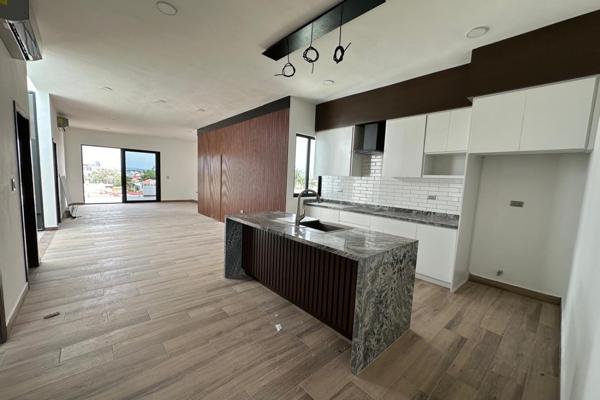 Foto de inmueble en Avenida Sierra de Venados 379 #379, Col. Lomas de Mazatlán C.P. 82110, Mazatlán
