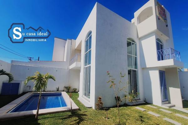 Foto de inmueble en Fraccionamiento Jacarandas, Col. Oaxtepec Centro C.P. 62738, Yautepec