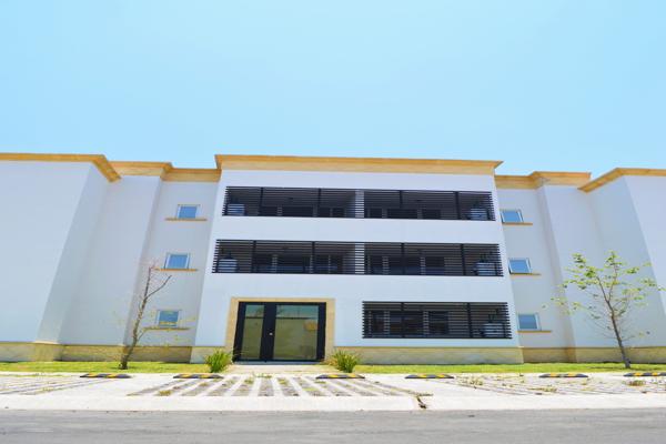 Foto de inmueble en Avenida Paseo de Las Moras, Col. San José el Alto C.P. 76147, Querétaro