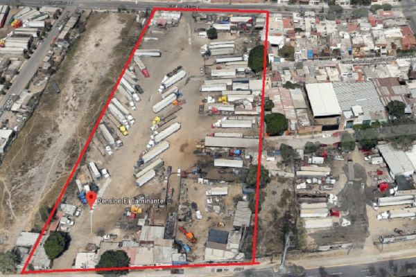 Foto de inmueble en calzada lazaro cardenas #42, Col. Álamo Oriente C.P. 45560, San Pedro Tlaquepaque