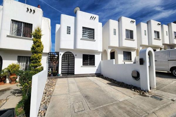 Foto de inmueble en Valle del Sur, Col. Loma Bonita Norte C.P. 22604, Tijuana