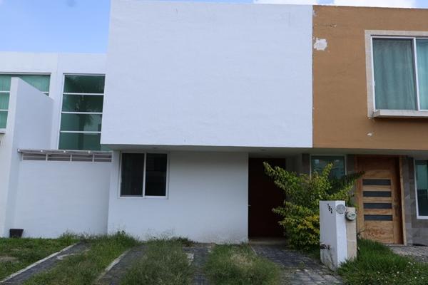 Foto de inmueble en  CALLE  ALBACETA  #182, Col. Nueva Galicia Residencial C.P. 45645, Tlajomulco de Zúñiga
