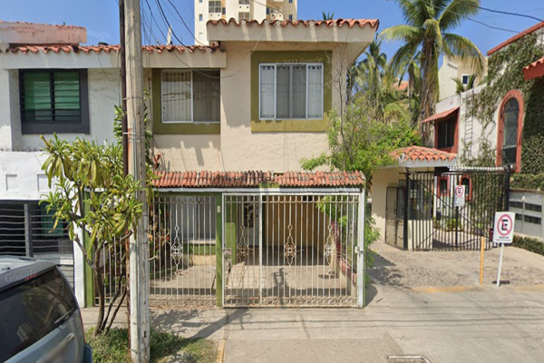 Foto de inmueble en AV CRUZ LIZARRAGA 1430-4, Col. Telleria C.P. 82017, Mazatlán