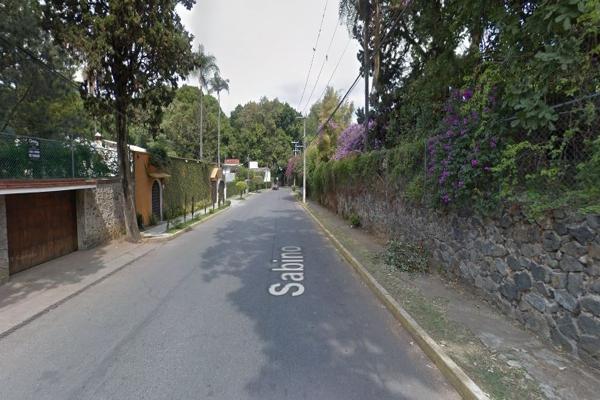 Foto de inmueble en Sabino, Rancho Cortes, 62120 Cuernavaca, Mor., Col. Rancho Cortes C.P. 62120, Cuernavaca