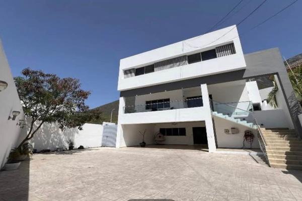 Foto de inmueble en Pedregal del Puerto #s/n, Col. Pedregal de la Silla C.P. 64898, Monterrey