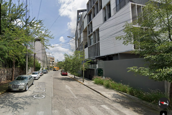 Foto de inmueble en Calle La Rioja 2922 #2922, Col. Colomos Providencia C.P. 44660, Guadalajara