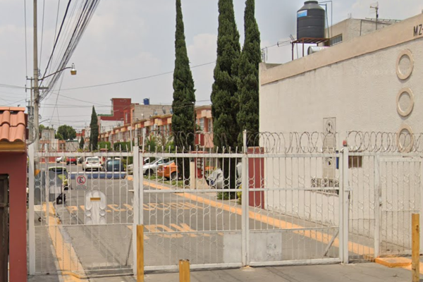 Foto de inmueble en Calle Bosques de Argentina, Col. Los Héroes Tecámac II C.P. 55764, Tecámac