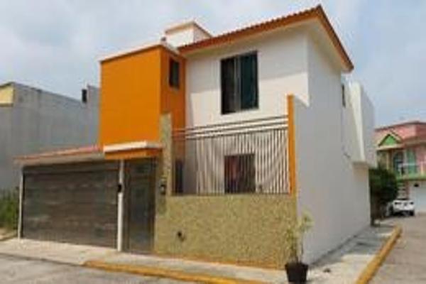 Foto de inmueble en Antonio Ruiz #s/n, Col. Paraíso Coatzacoalcos C.P. 96523, Coatzacoalcos