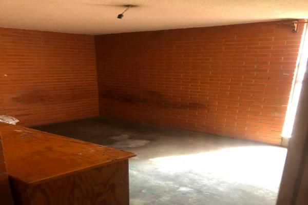 Foto de inmueble en Boulevard Huitzilin, Col. El Paraíso C.P. 09230, Iztapalapa