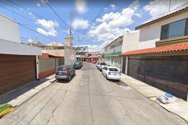 Foto de inmueble en Málaga, Col. Ciudad del Valle C.P. 63157, Tepic