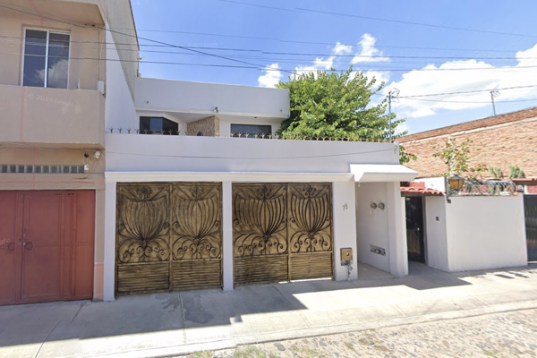 Foto de inmueble en Calle Fernando Montes de Oca, Col. Niños Héroes C.P. 76010, Querétaro