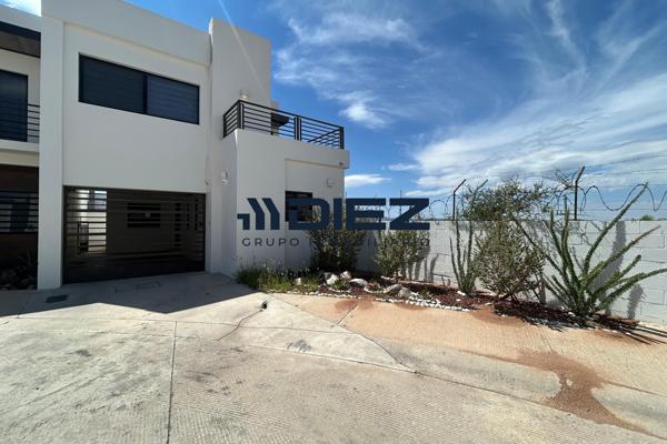 Foto de inmueble en Av. de la Eficiencia, 84094 Heroica Nogales, Son., Col. Terranova Residencial C.P. 84094, Nogales