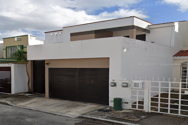 Foto de inmueble en Calle Cataluña , Col. Supermanzana 38 C.P. 77507, Benito Juárez
