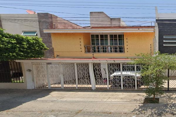 Foto de inmueble en Av Isla Deseada, Col. Jardines de San José C.P. 44950, Guadalajara