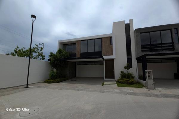 Foto de inmueble en Blvd Santa Catarína, 42083 Pachuca de Soto, Hgo. #s/n, Col. Pachocan C.P. 42083, Pachuca de Soto