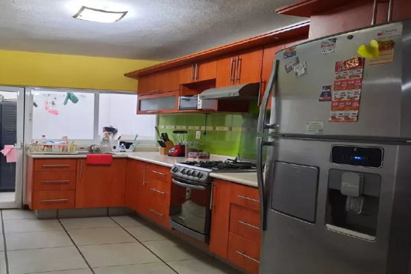 Foto de inmueble en Calle Azteca  #s/n, Col. Guadalupe C.P. 43650, Tulancingo de Bravo