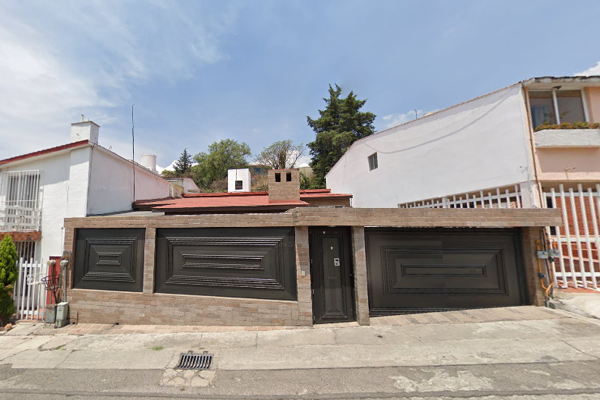 Foto de inmueble en Pirineos, Lomas Verdes 4ta Secc, 53125 Naucalpan de Juárez, Méx., Col. Lomas Verdes 4a Sección C.P. 53125, Naucalpan de Juárez